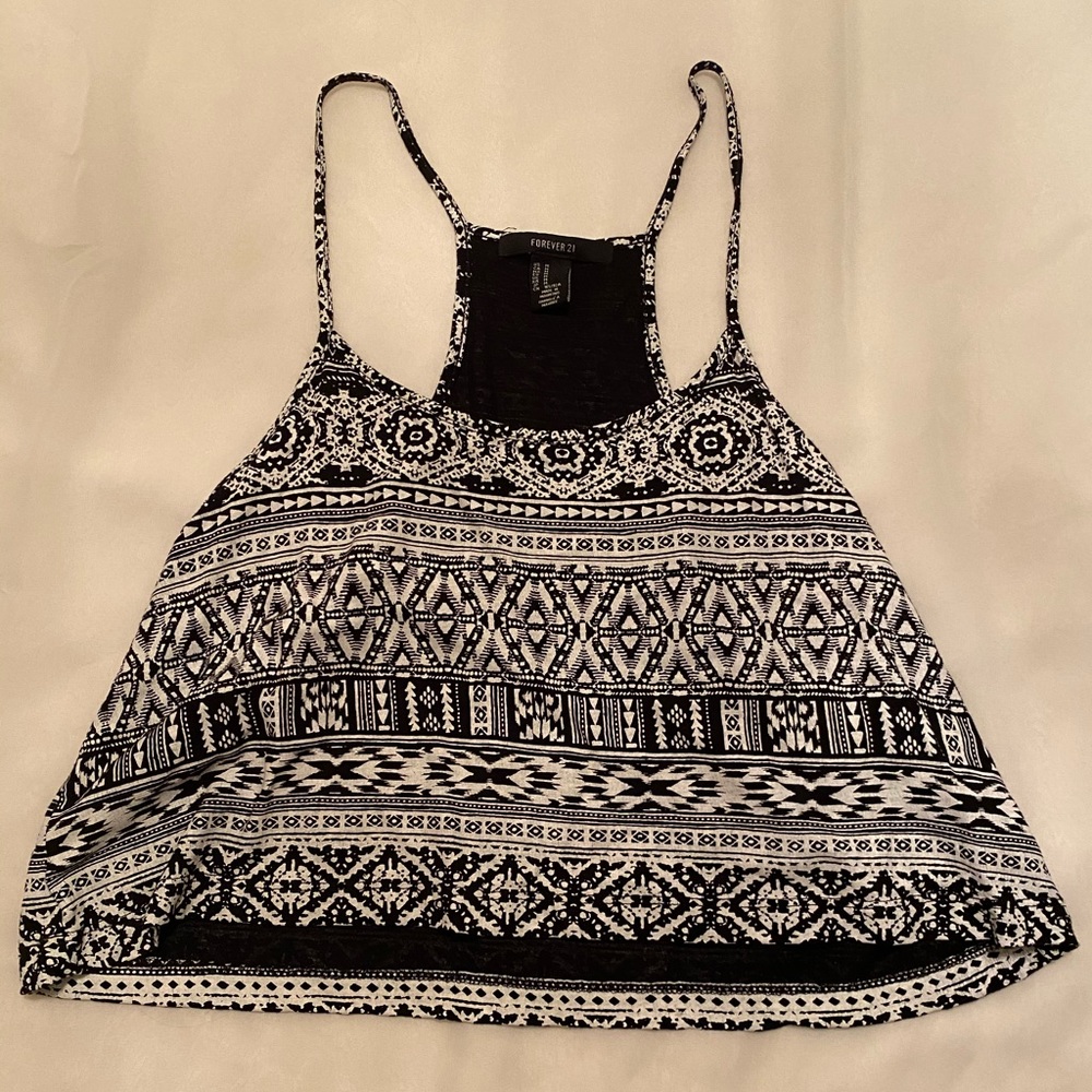 Black & White Geometric Crop Top